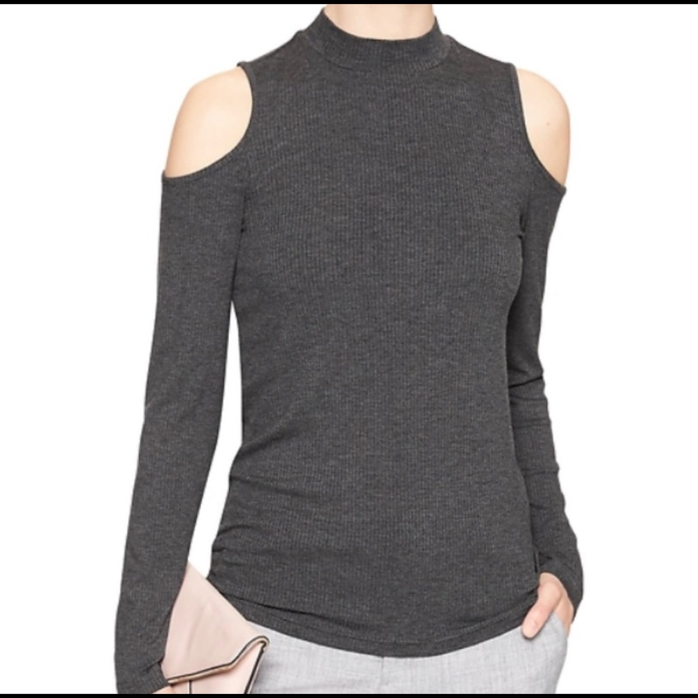Banana Republic - Cold Shoulder Ribbed Longsleeve
